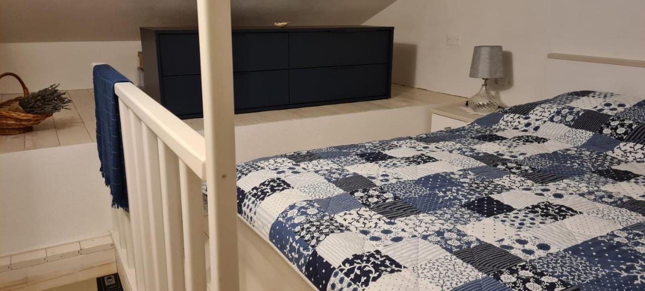 Studio Apartman Loreta 크레스 외부 사진