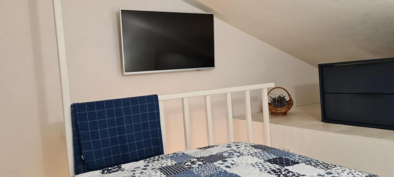 Studio Apartman Loreta 크레스 외부 사진