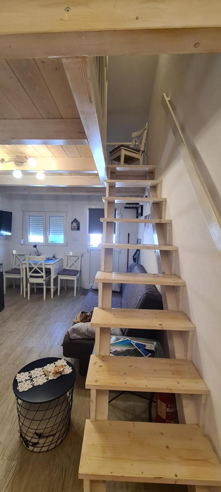 Studio Apartman Loreta 크레스 외부 사진